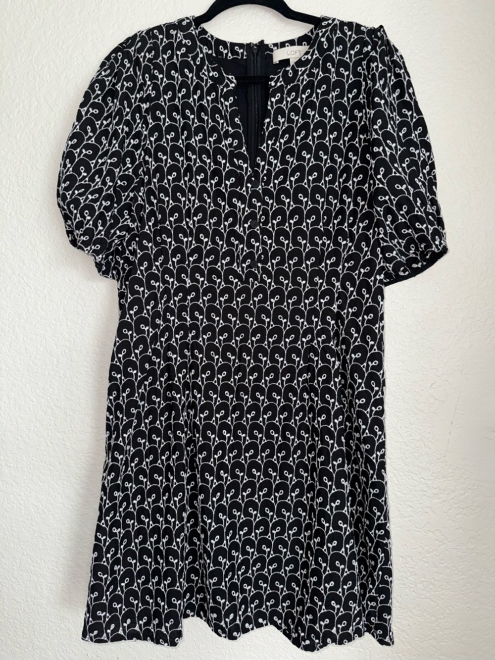 LOFT Black and White Puff Sleeve Printed Tunic